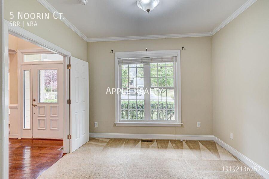 5 Noorin Ct - Photo 5 of 50