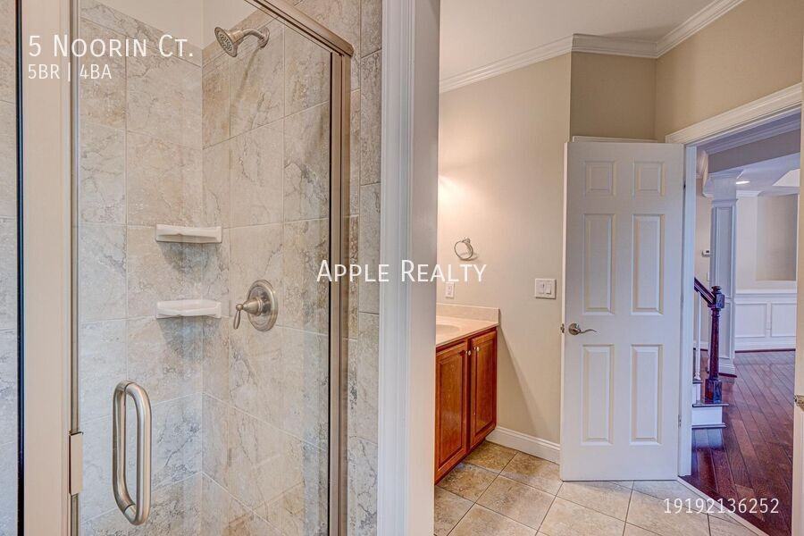 5 Noorin Ct - Photo 6 of 50