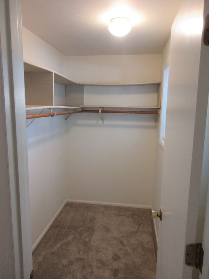 1105 Waller St Se - Photo 4 of 15