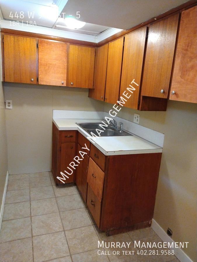 448 W 9th St #5 - Photo 4 of 11