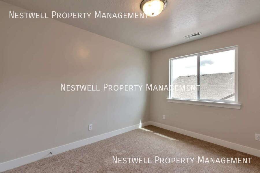 1556 N 3740 W - Photo 6 of 21