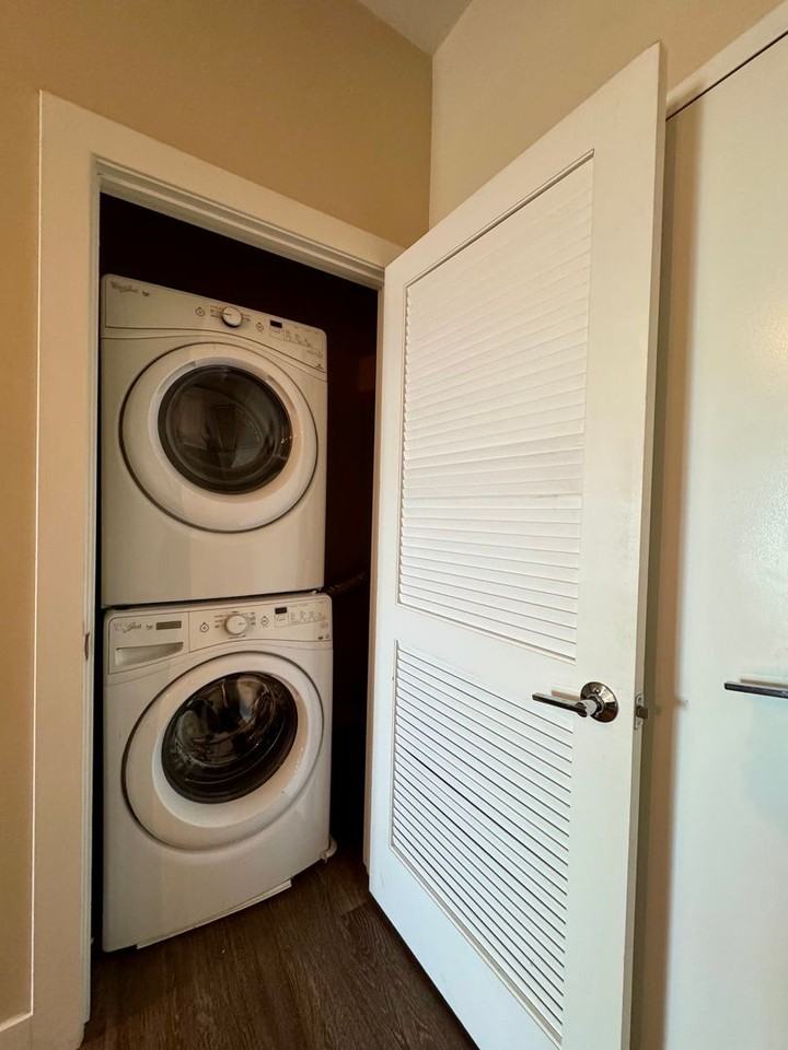 For Rent: Modern Luxury Living at 1201 S. Charles St– Your City Oasis Awaits! - Photo 5 of 18