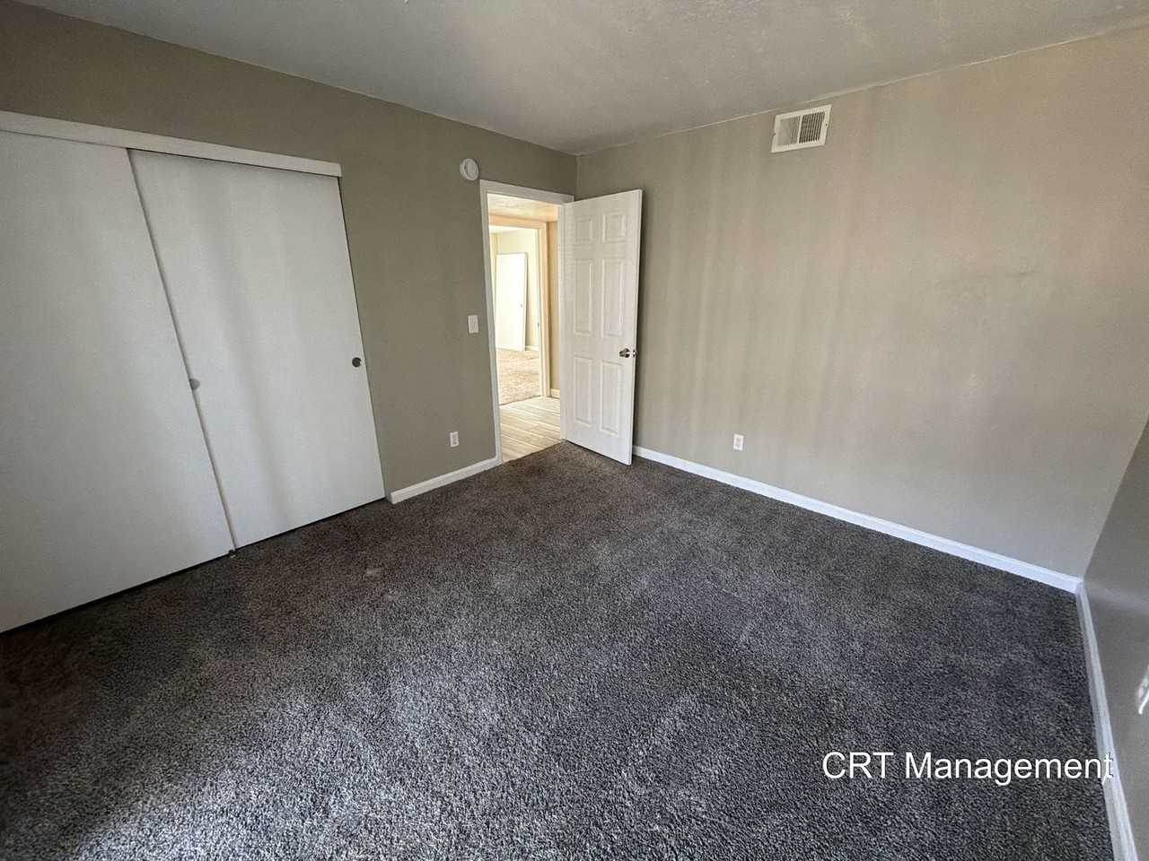 18133 E Kentucky Ave #102 - Photo 5 of 16