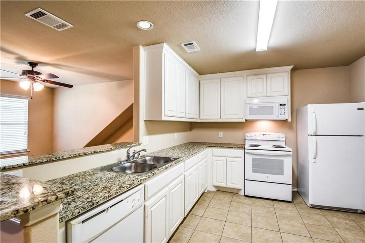 6452 Gregg Rd - Photo 2 of 10