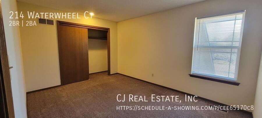 214 Nw Waterwheel Ct - Photo 7 of 12