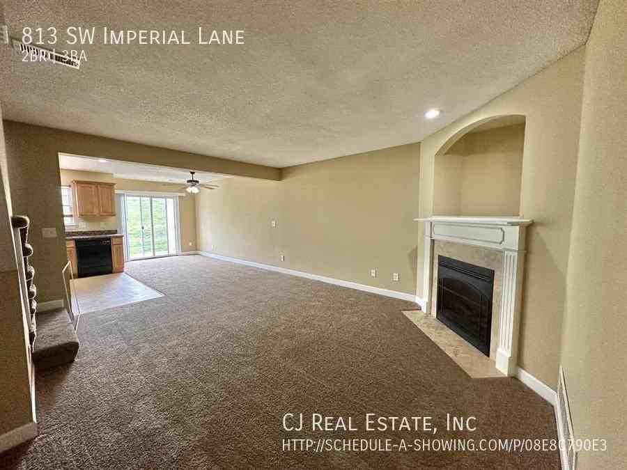 813 Sw Imperial Ln - Photo 3 of 11