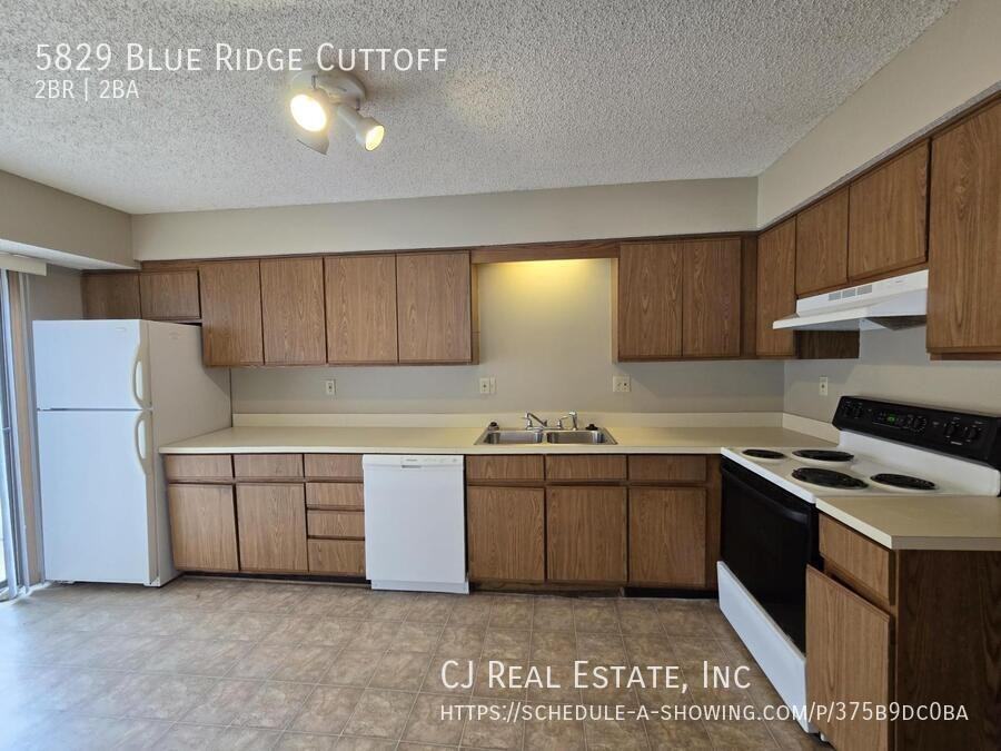 5829 Blue Ridge Cut Off - Photo 4 of 9