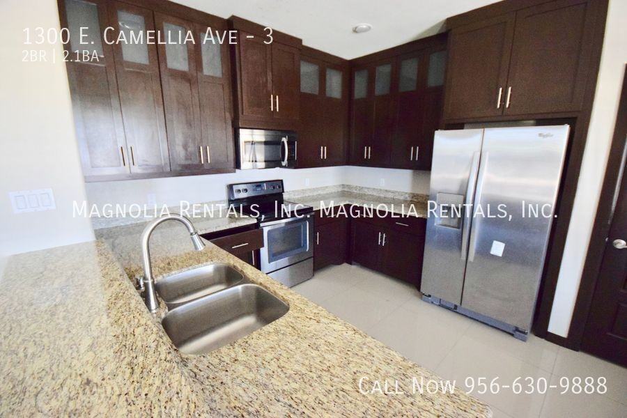 1300 E Camellia Ave #3 - Photo 5 of 10