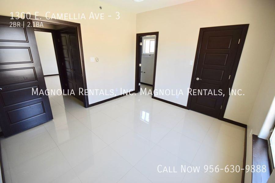 1300 E Camellia Ave #3 - Photo 7 of 10