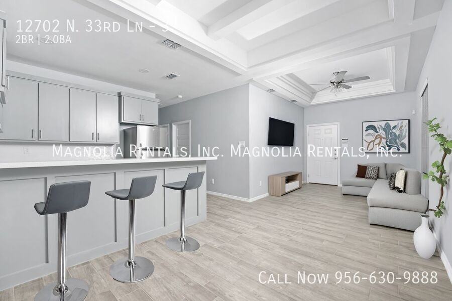 12702 N 33rd Ln #3 - Photo 4 of 15