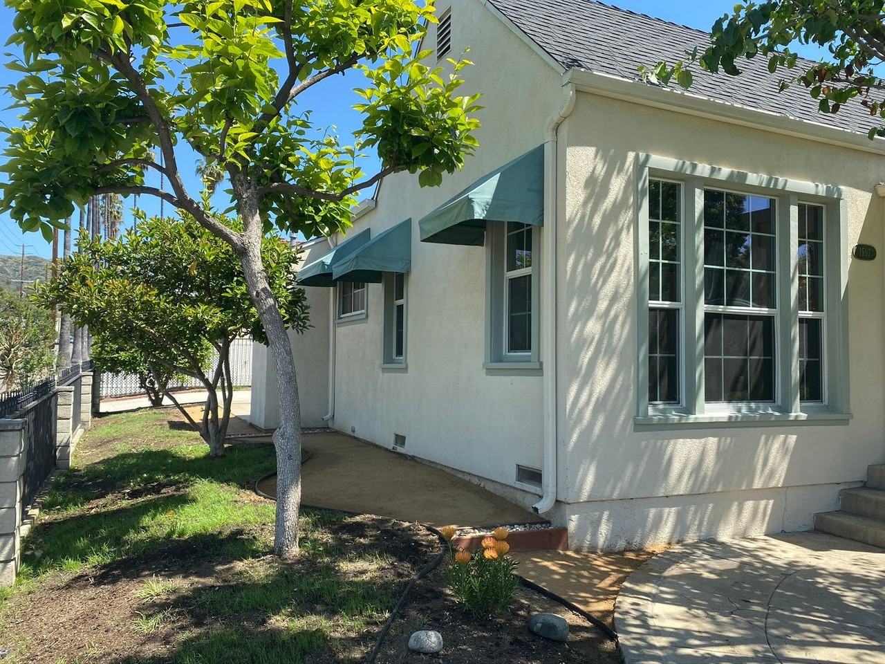 1597 Grandola Ave - Photo 7 of 25