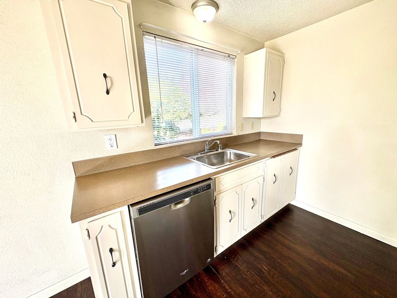 1120 Browns Point Blvd #A - Photo 6 of 26
