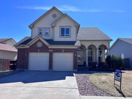 featured image of 7019 Hillock Dr
