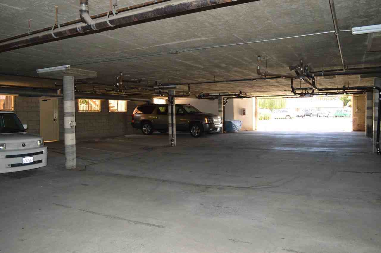 621 D St - Photo 3 of 14