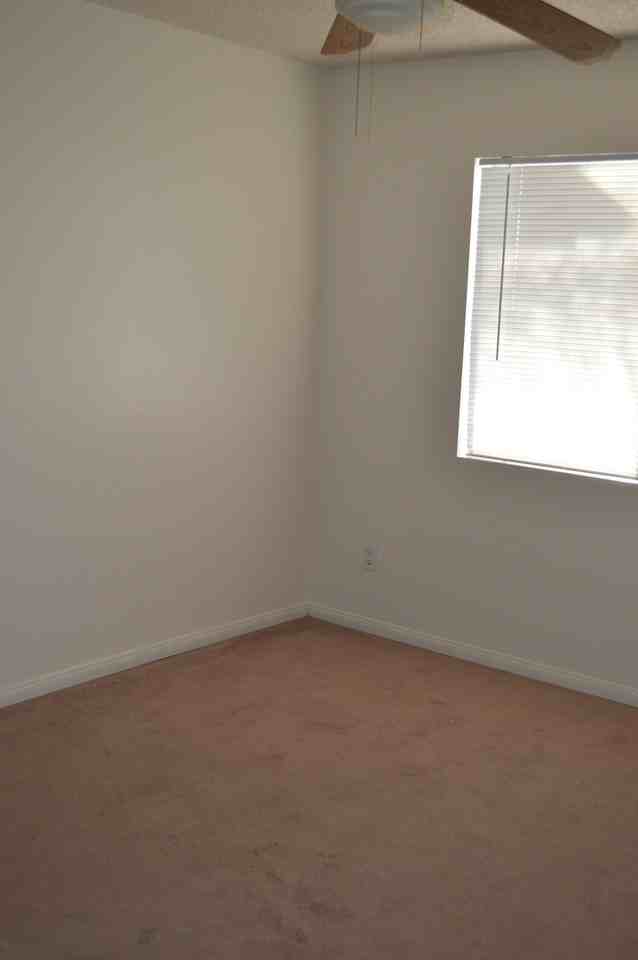 621 D St - Photo 7 of 14