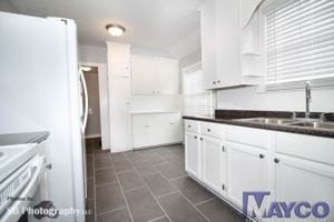 featured image of 302 E Washington St