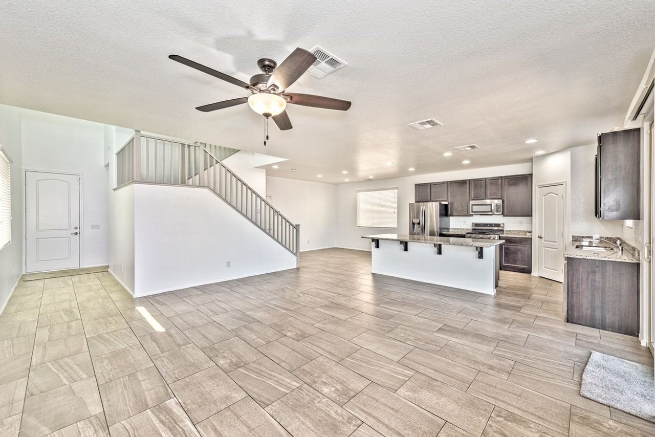 4962 Guysborough St - Photo 4 of 16