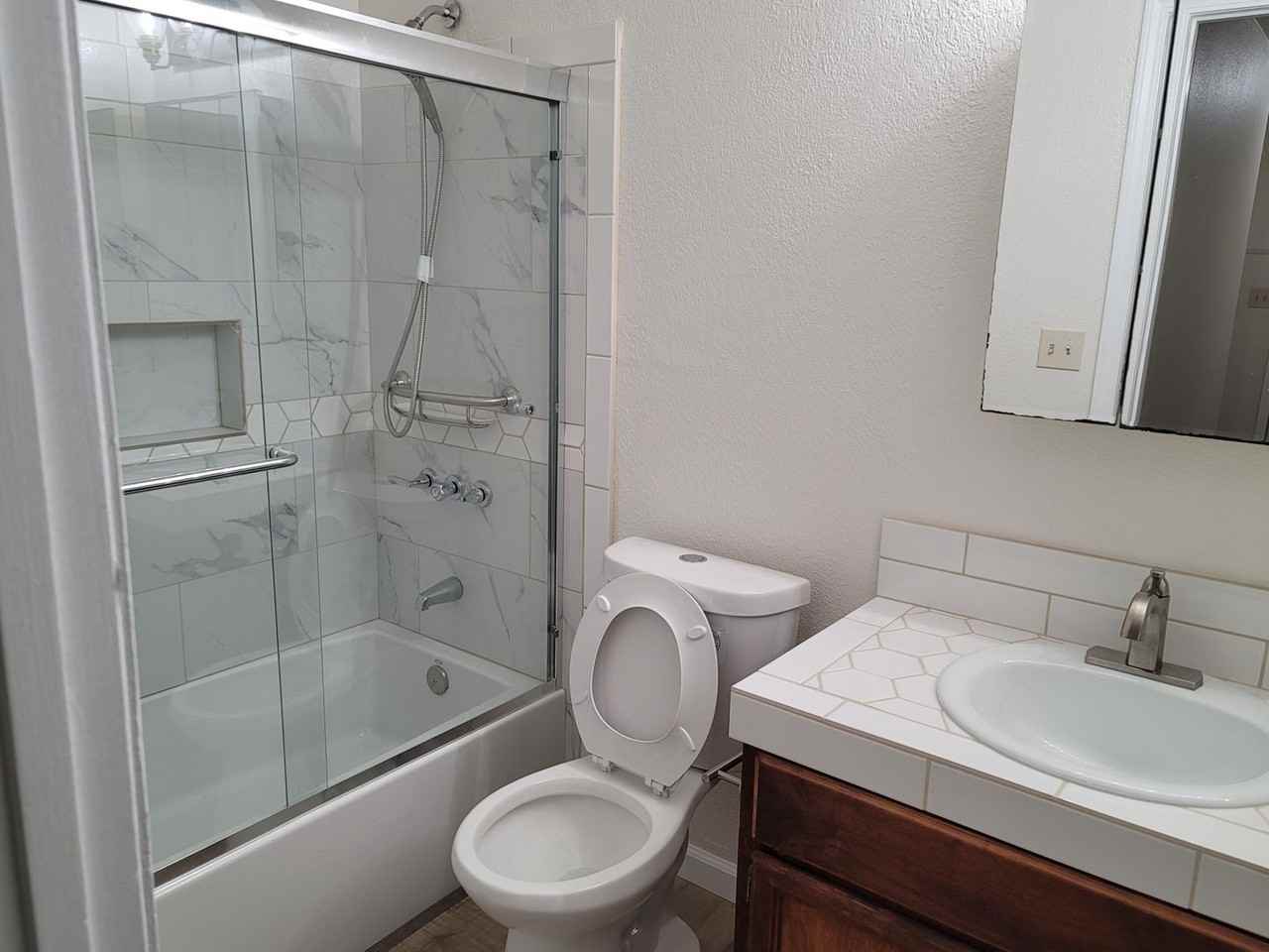 7526 Ripplewood Ct - Photo 5 of 7