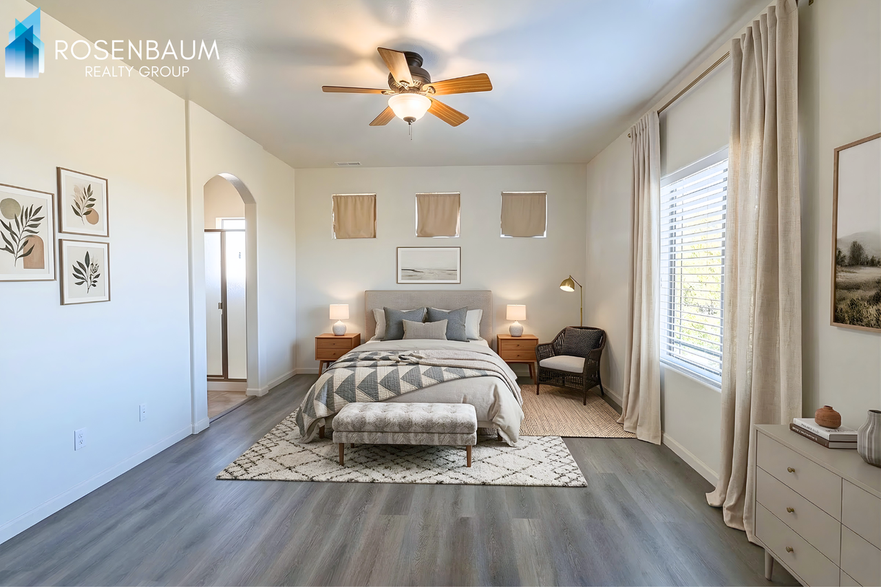 988 Louie St - Photo 7 of 14