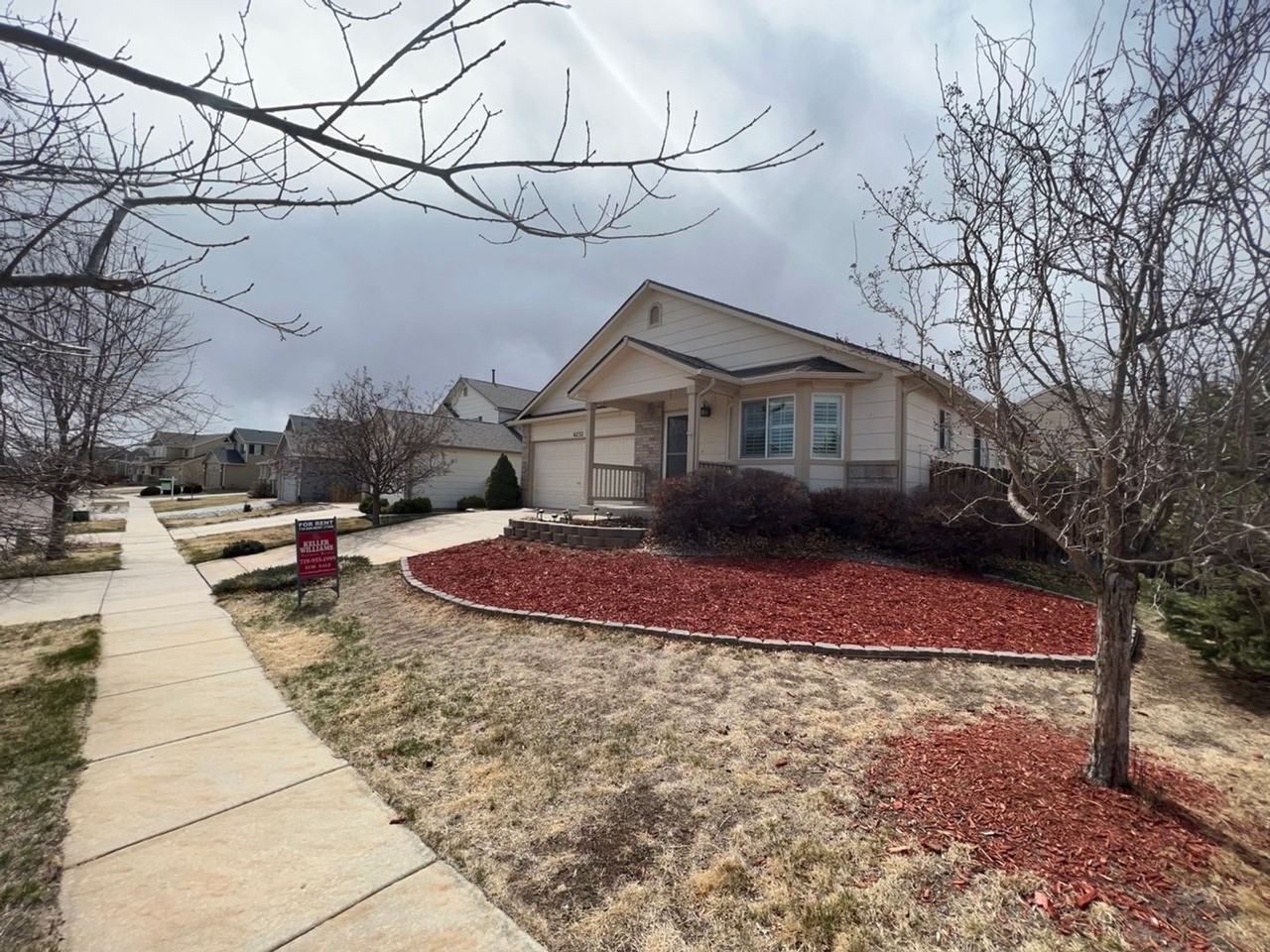 6232 Hartman Dr - Photo 2 of 30