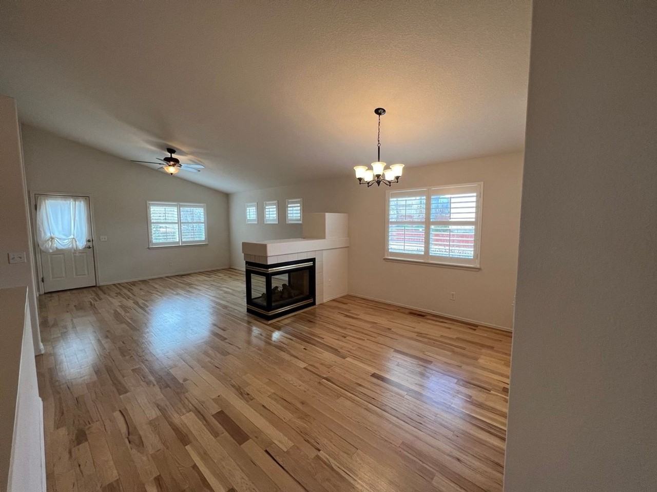 6232 Hartman Dr - Photo 5 of 30