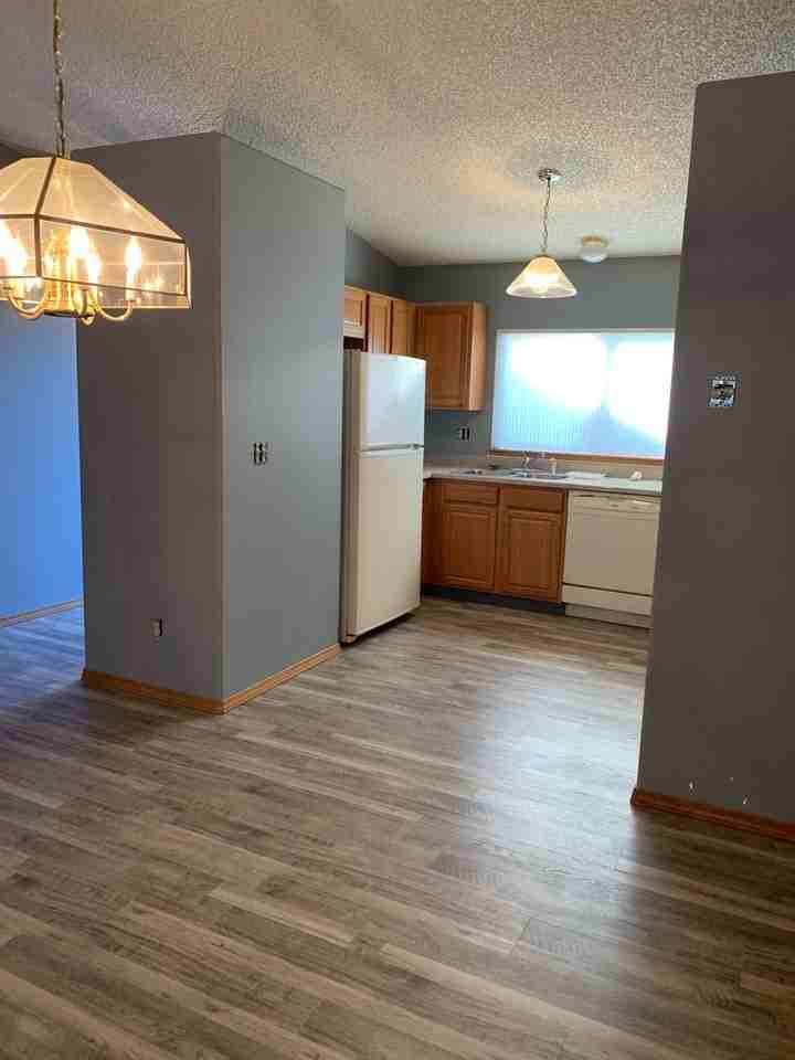 5375 Butterfield Dr - Photo 3 of 11