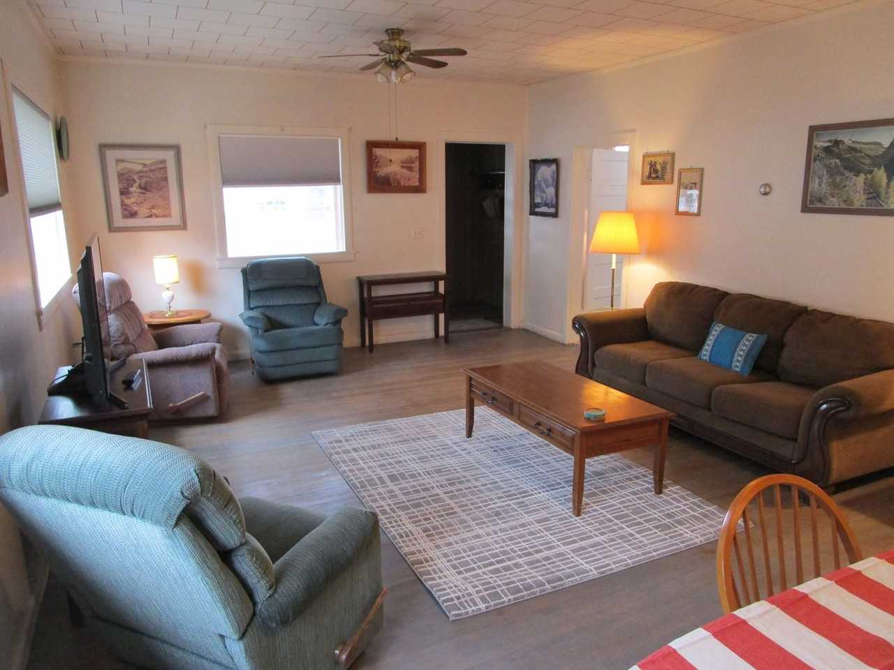 27 Kalispell Ave - Photo 3 of 29