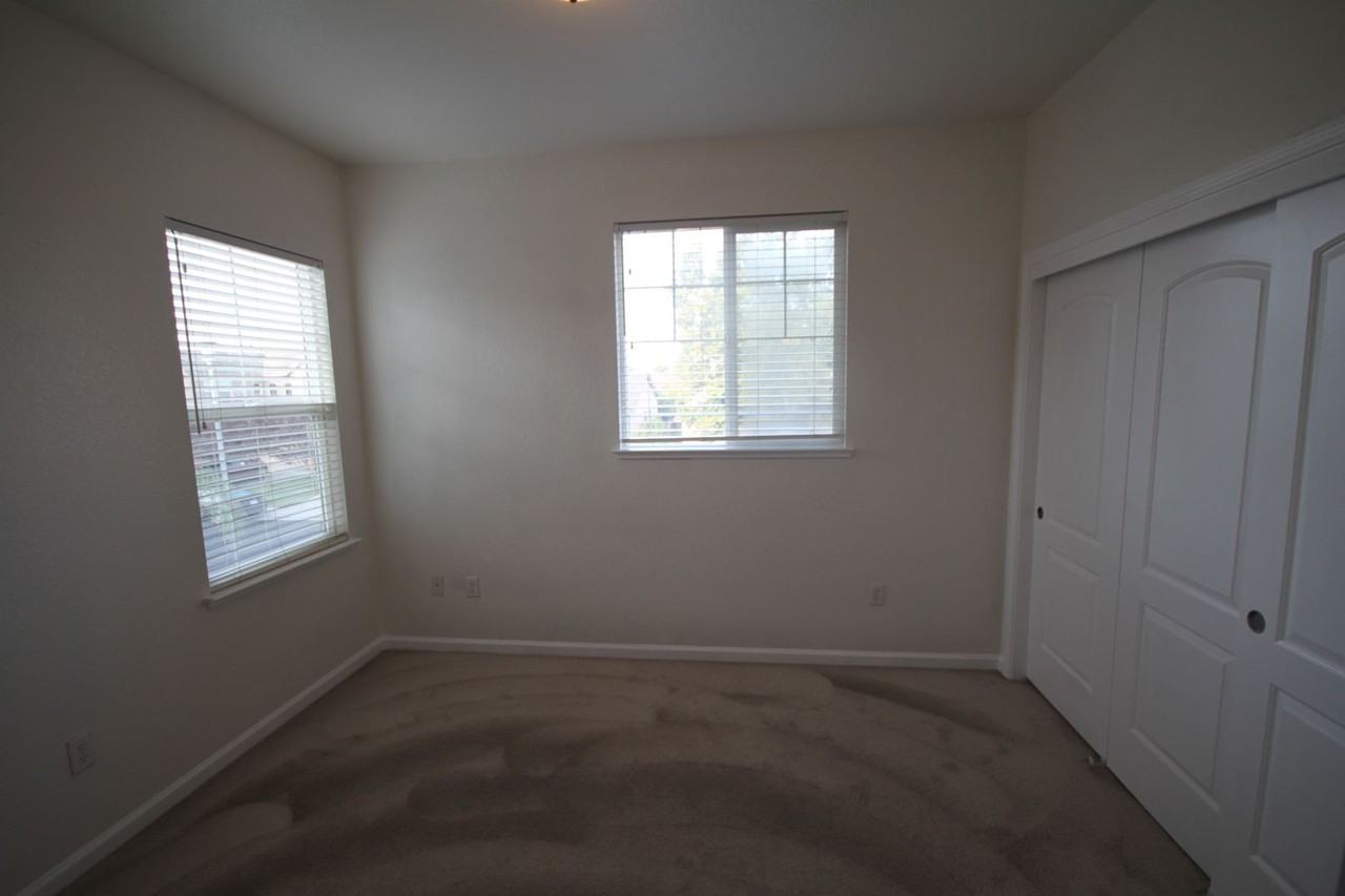 10125 Arches Way - Photo 2 of 17