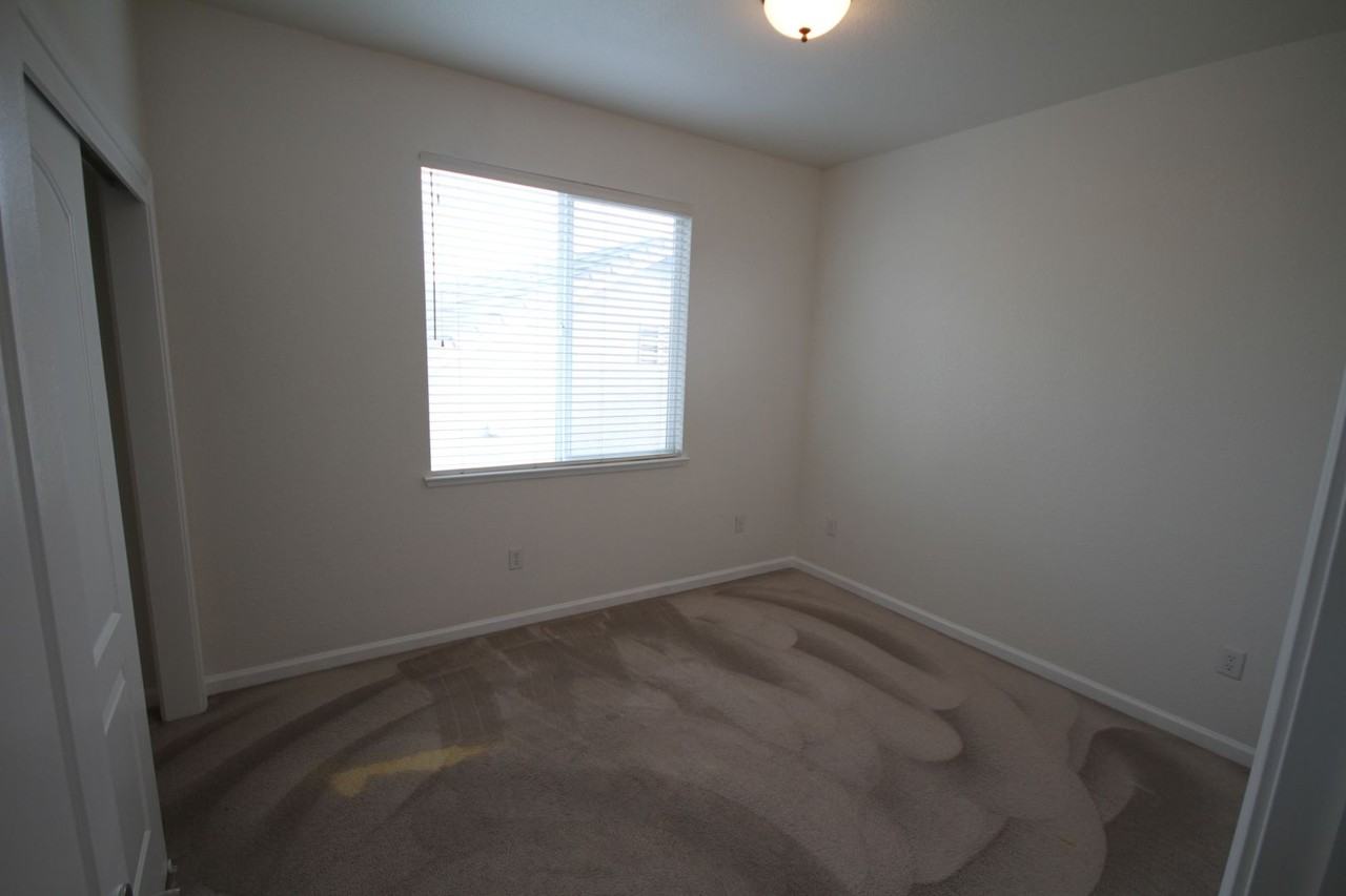 10125 Arches Way - Photo 4 of 17