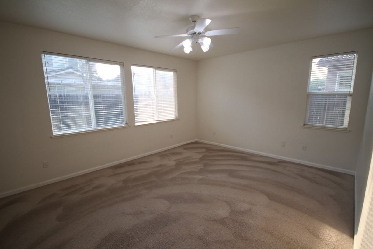 10125 Arches Way - Photo 6 of 17