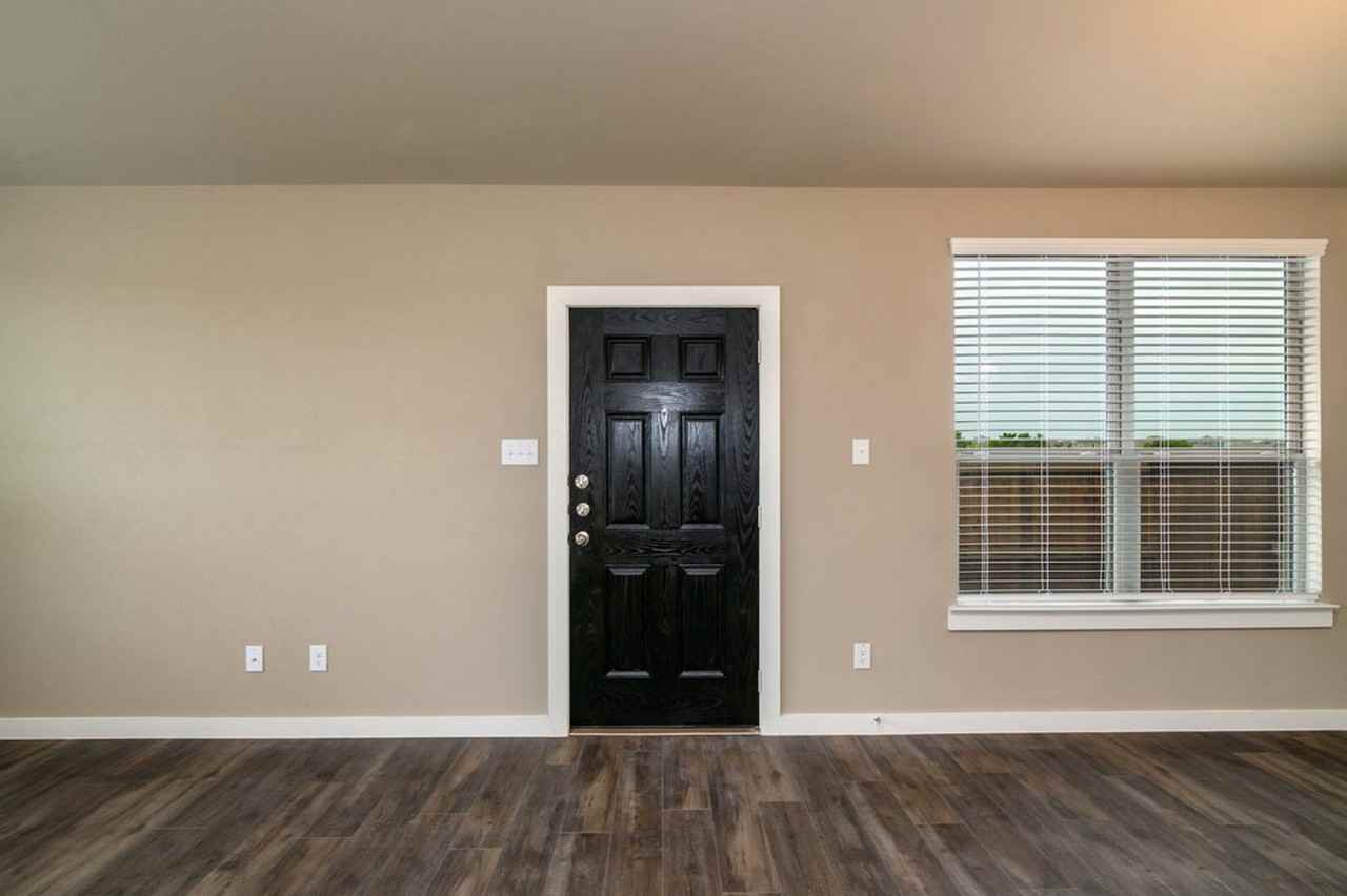 601 Harvest Moon Dr - Photo 4 of 21