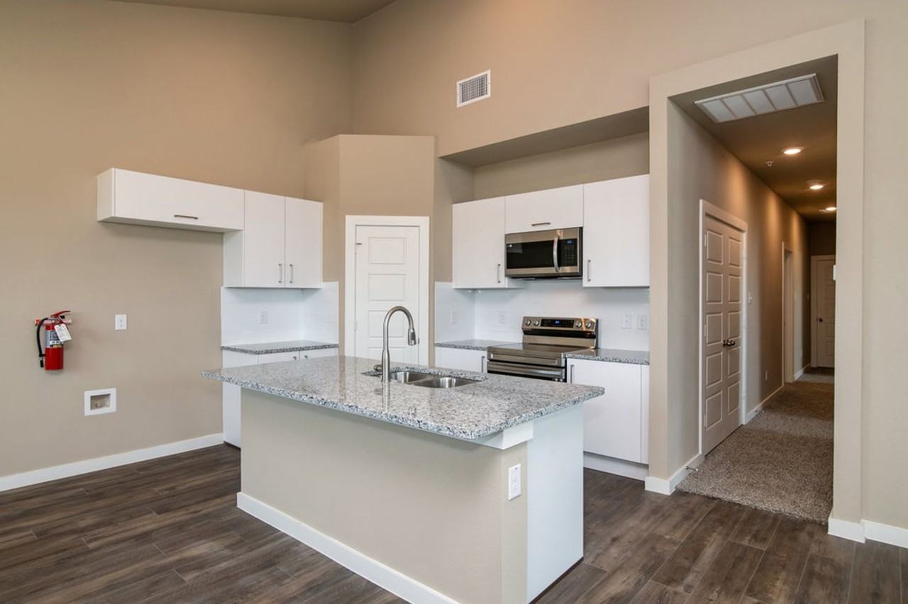 601 Harvest Moon Dr - Photo 7 of 21