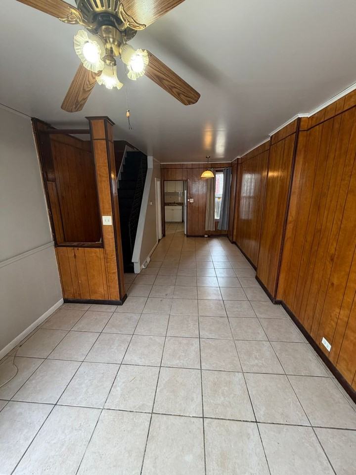 605 Eisenbrown St - Photo 5 of 19