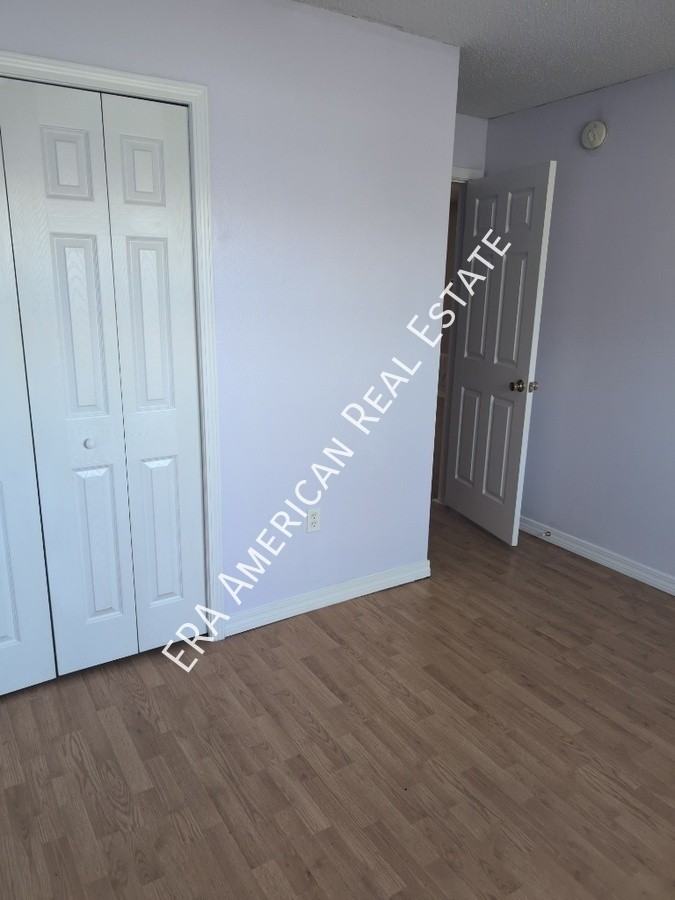 295 Limestone Cir - Photo 7 of 11