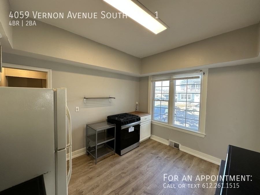 4059 Vernon Ave S #1 - Photo 5 of 23