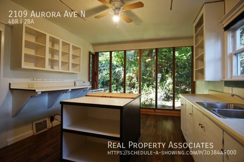 2109 Aurora Ave N - Photo 2 of 13
