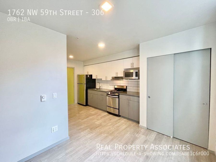 1762 Nw 59th St #306 - Photo 7 of 15