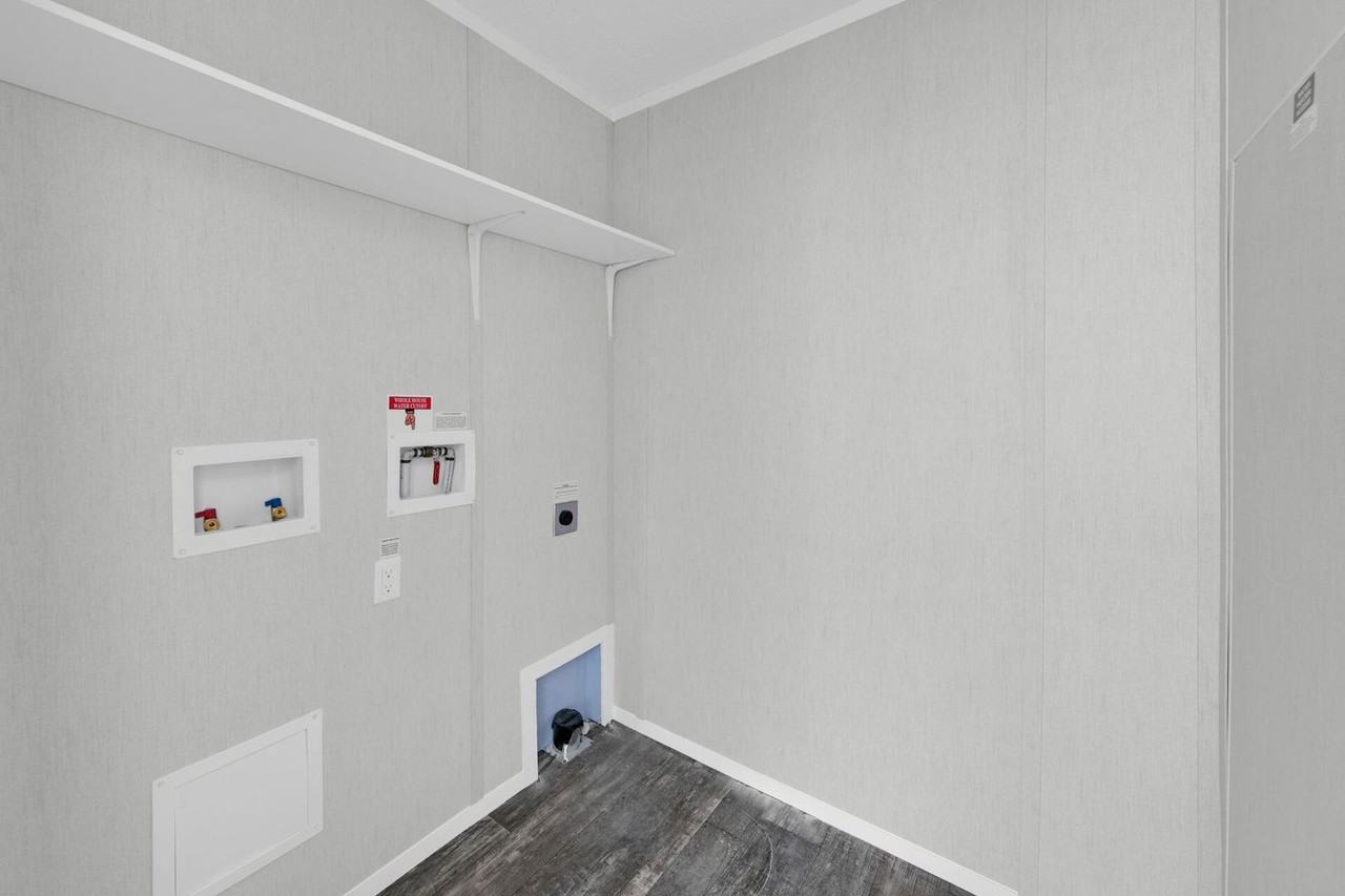 38 Pansy Ln - Photo 3 of 19