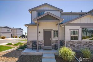 featured image of 294 E Chestnut St