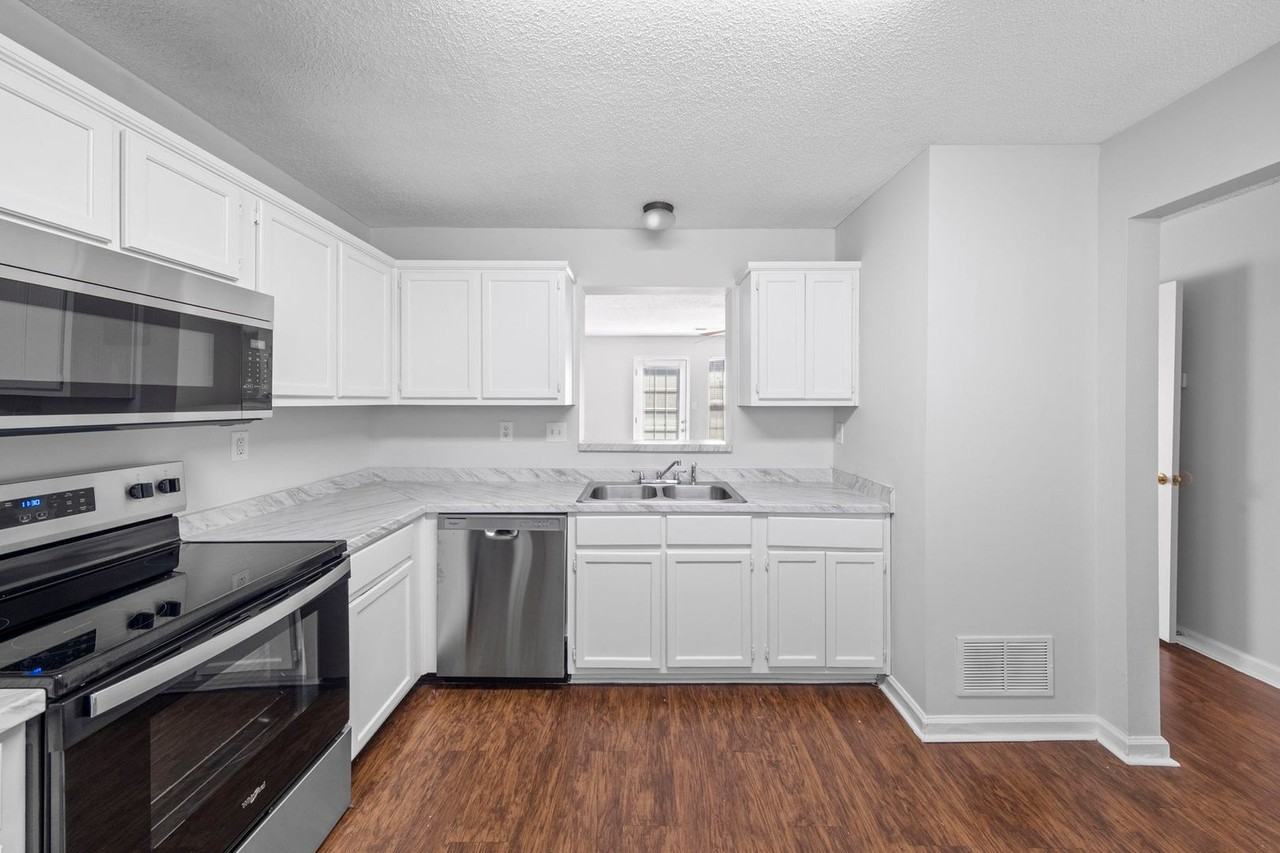 7322 Perrin Cv - Photo 6 of 17