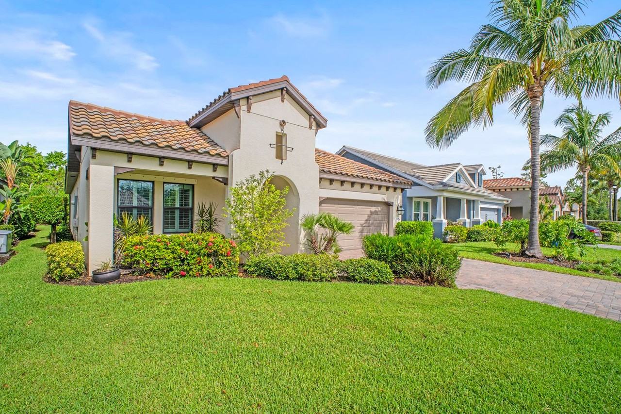 11724 Ibis Walk Ln - Photo 3 of 37