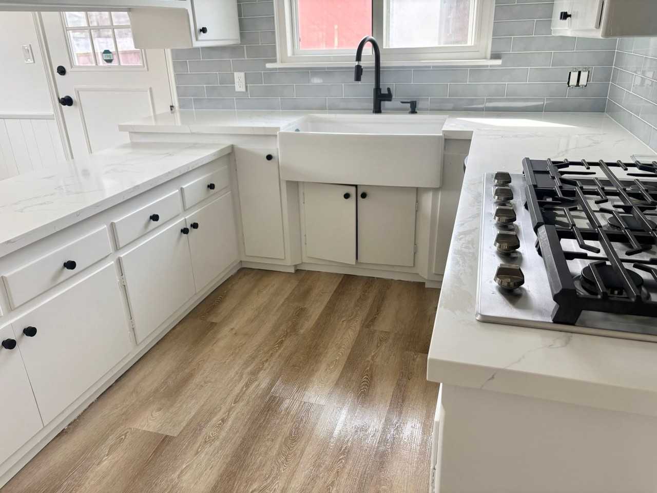 725 Bayonne St - Photo 5 of 19