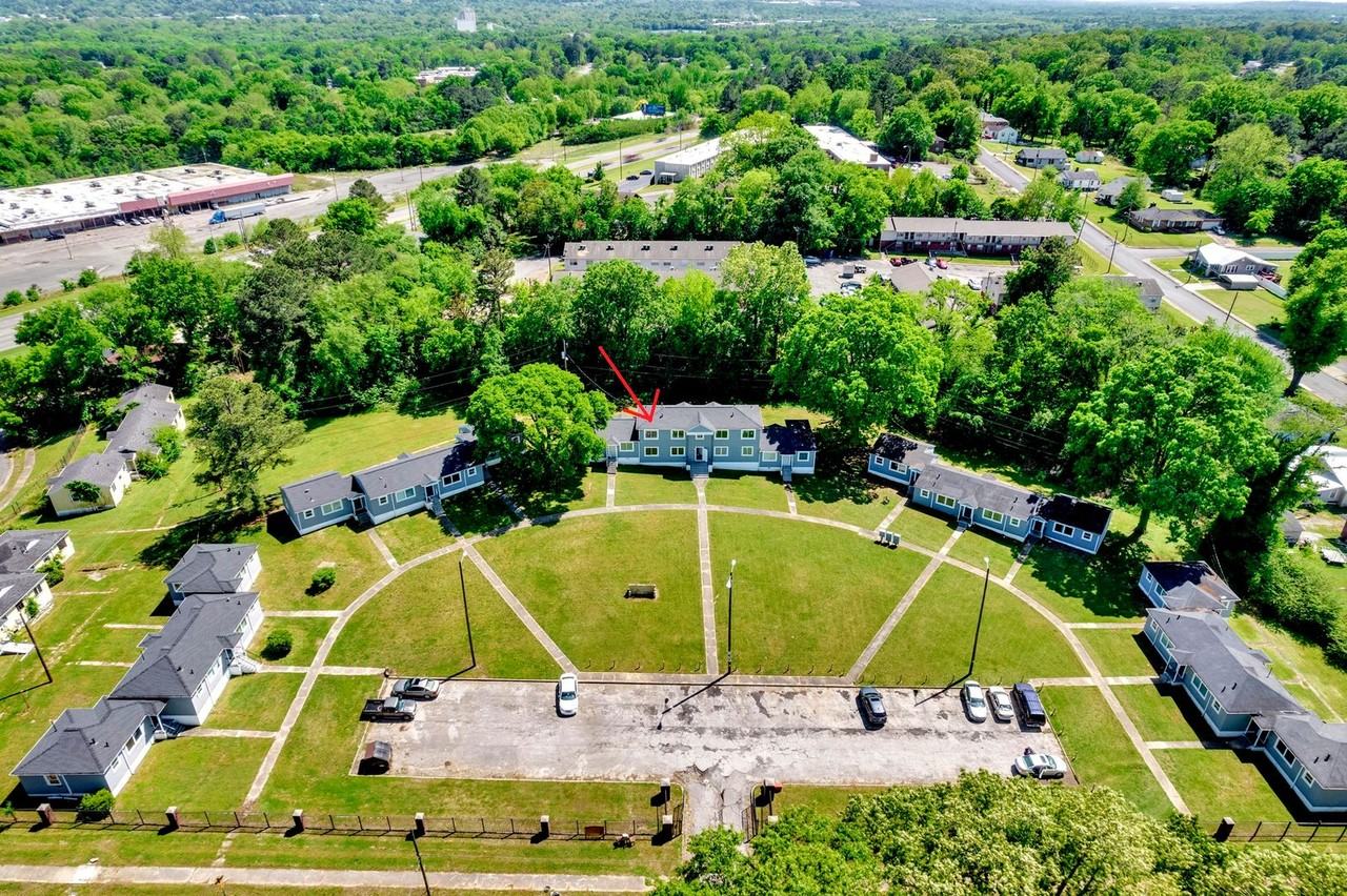 1045B 57th St W - Photo 2 of 6