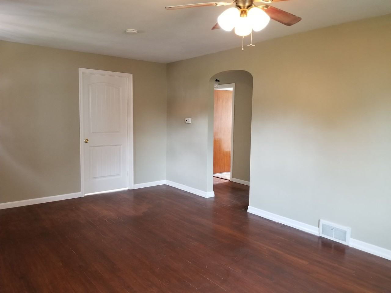 32 Landis Ave - Photo 5 of 28