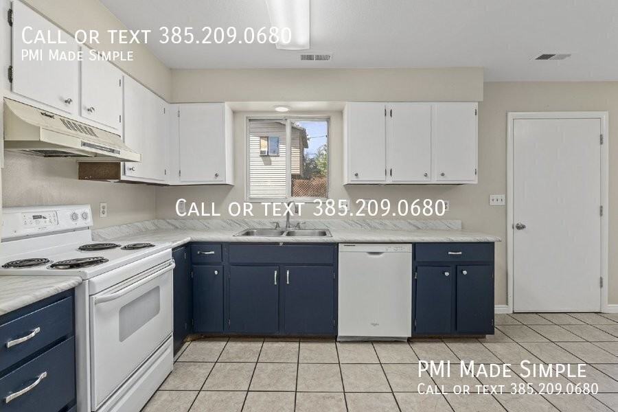 757 E 950 S - Photo 6 of 24