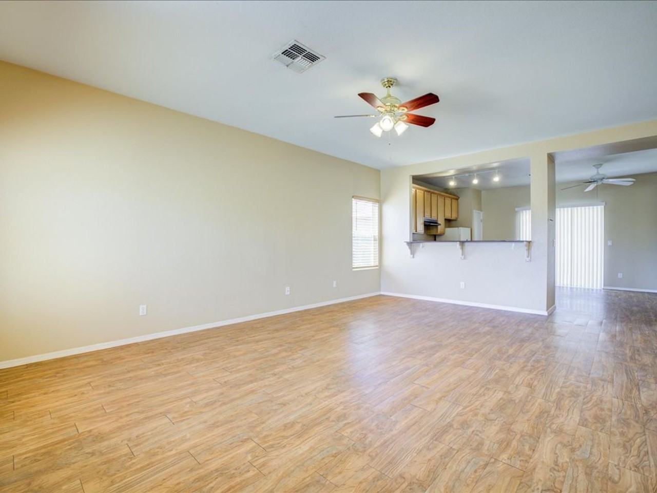 7794 W Lees Ferry Ct - Photo 3 of 21