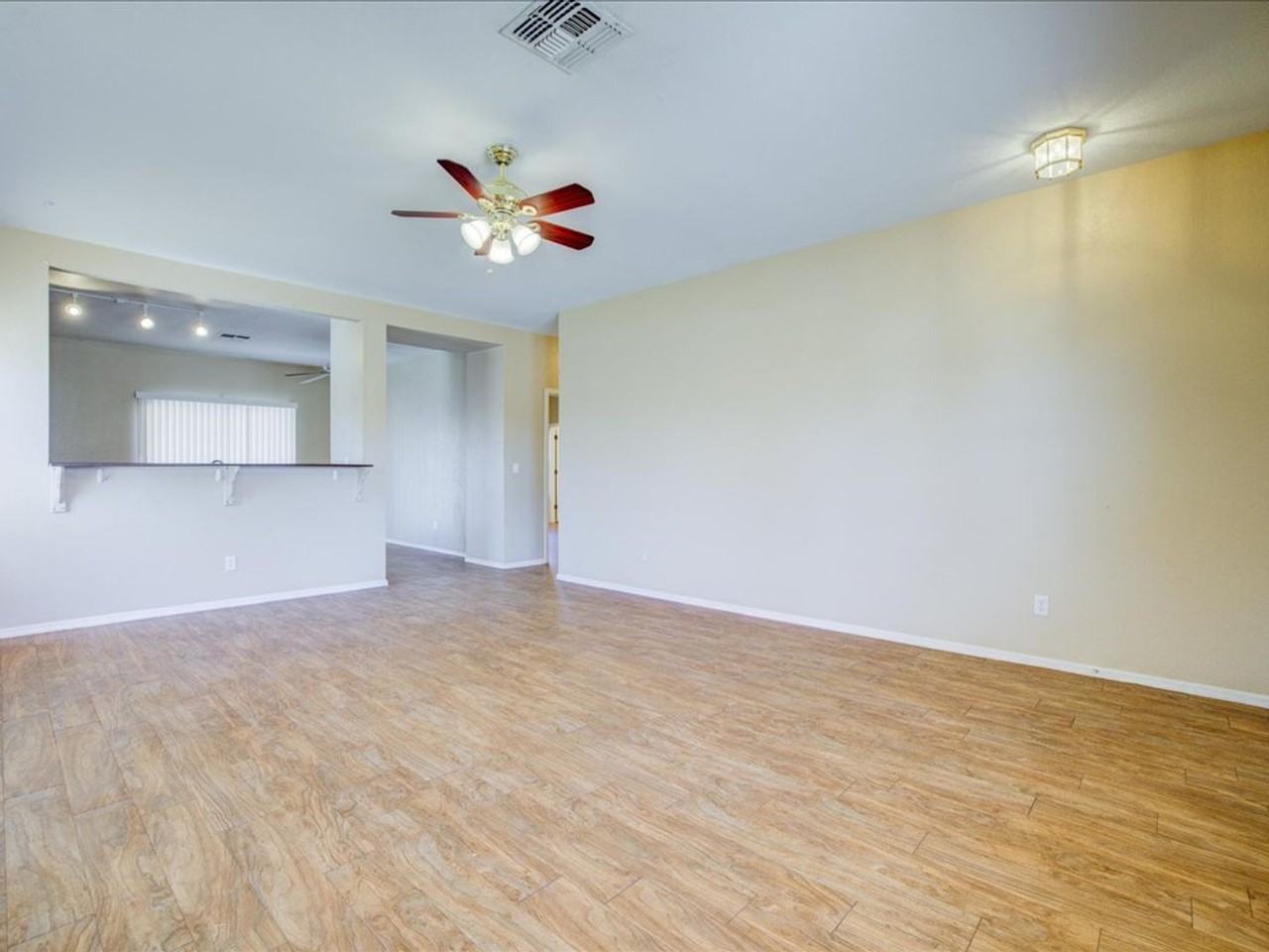 7794 W Lees Ferry Ct - Photo 4 of 21