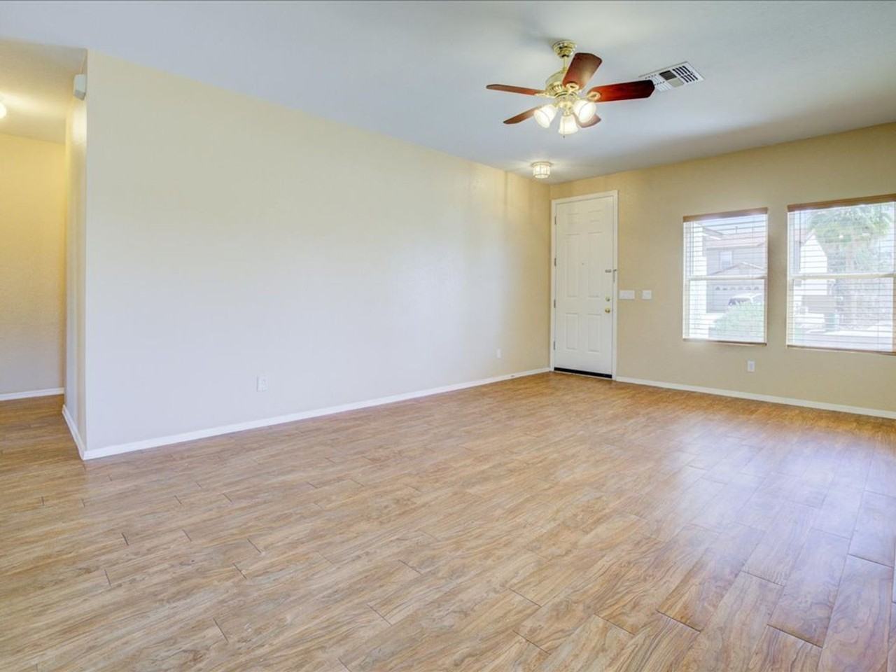 7794 W Lees Ferry Ct - Photo 5 of 21