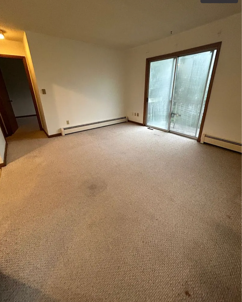 Elm Drive Apartments - Photo 6 of 10