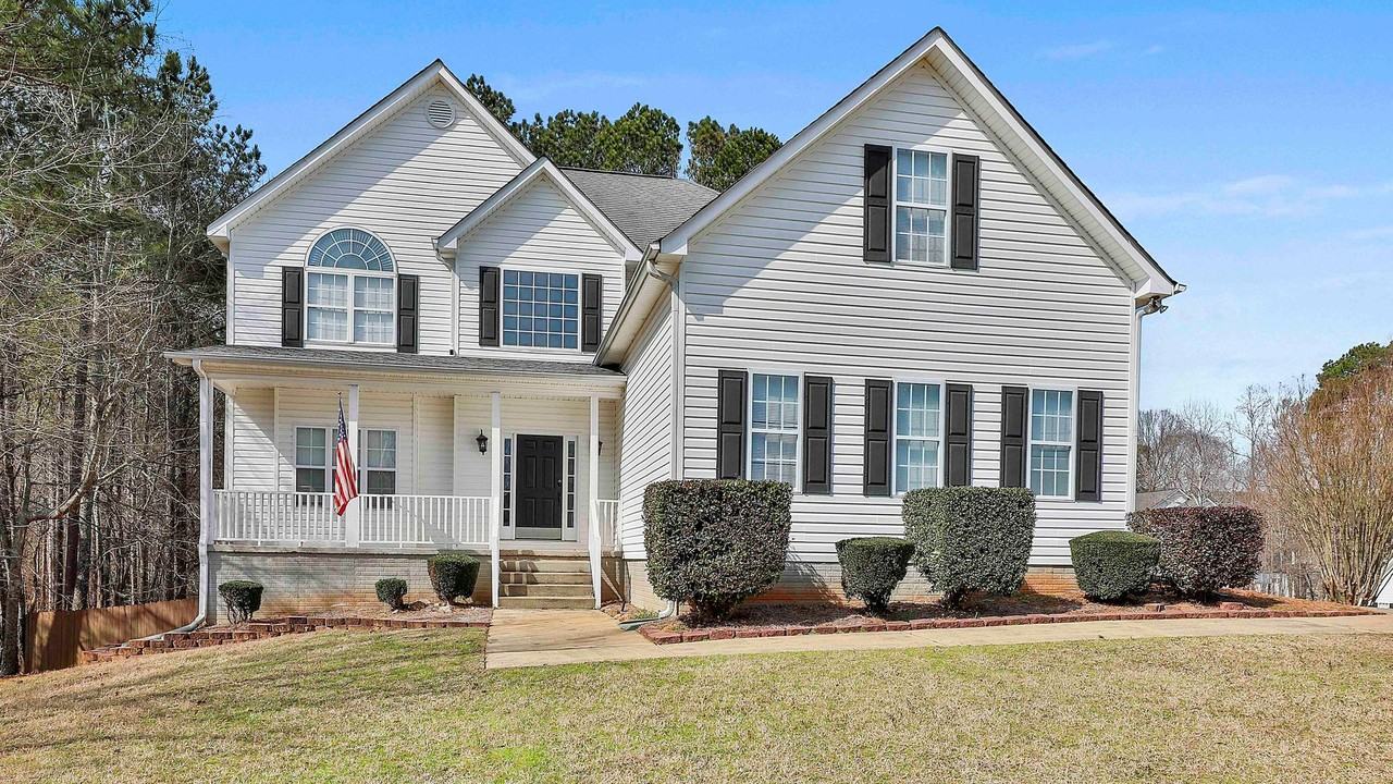 105 Edgemoore Ln - Photo 2 of 21